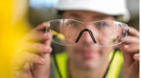 Safety glass Construction, Carpentry, DIY, Lab work, Protects Against Dust & Debris - Anti Fog Vents, Scratch & UV Resistant